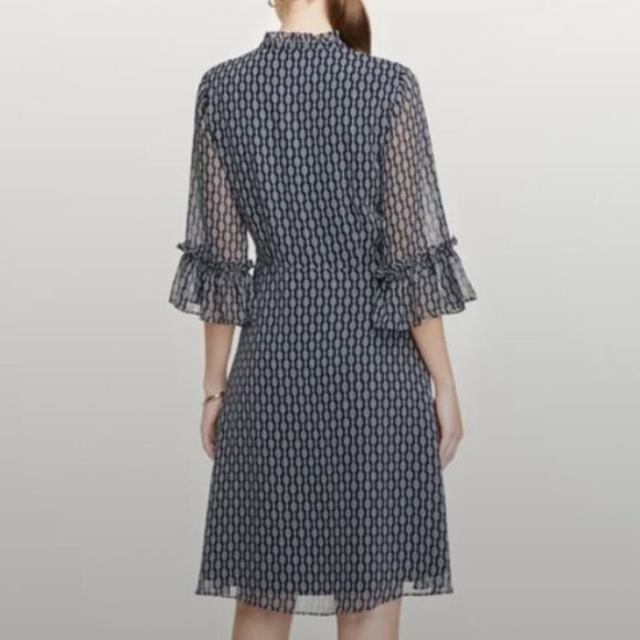 Ann Taylor Factory Shift Dress - Navy and White Bridle or Chain Link Pattern - Picture 2 of 9
